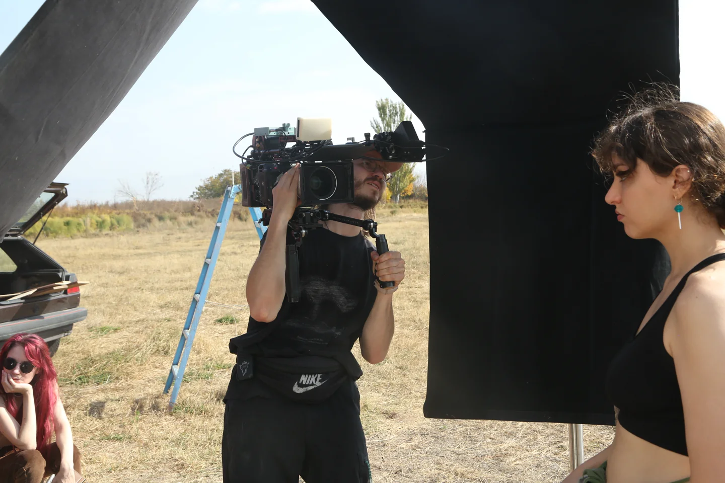 Behind the scenes photo 4